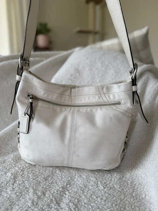 Y2K Vintage Coach Studded Embossed Leather Duffle Hobo Shoulder Bag Ivory F16178 - Picture 6 of 13